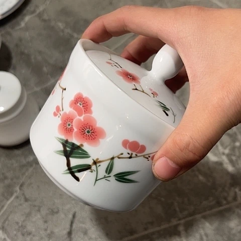 其他瓷炖盅一个陶瓷