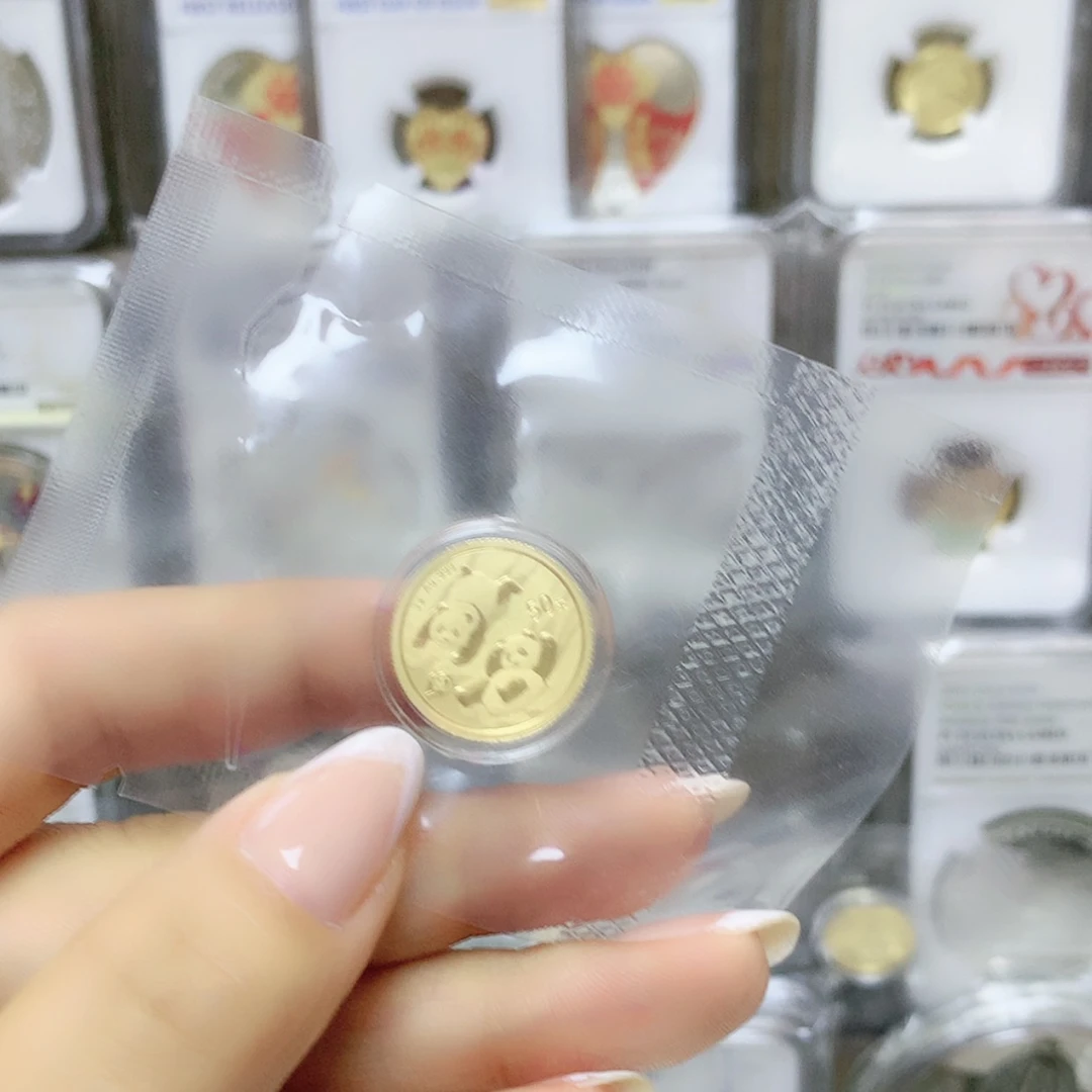 【闪购商品】纯金?*泉2022年3克金币配盒