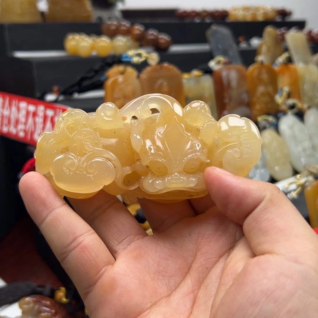 石英质玉（黄龙玉）未镶嵌多样性发货，发其一