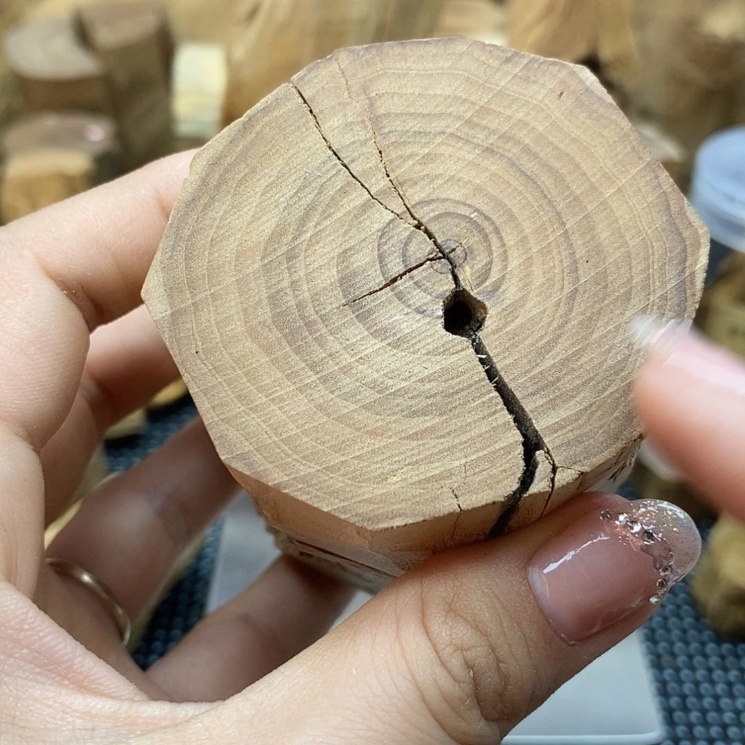 木活**长老山檀香木料木料遐思