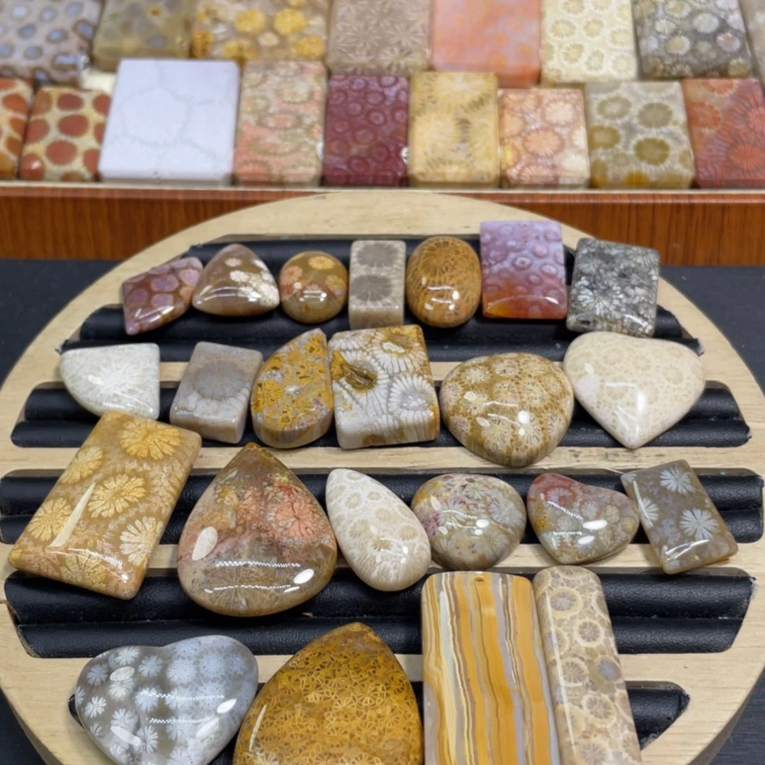 硅化玉未镶嵌颈饰20米1个.打包10米1个