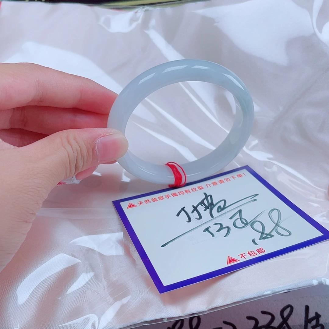 未镶嵌定制翡翠翡翠
