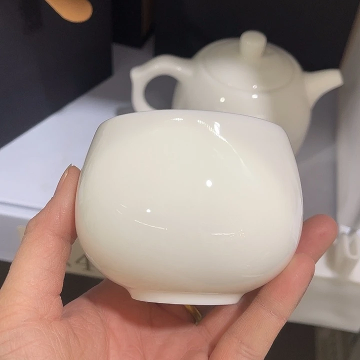 福利待遇多多哦哦哦