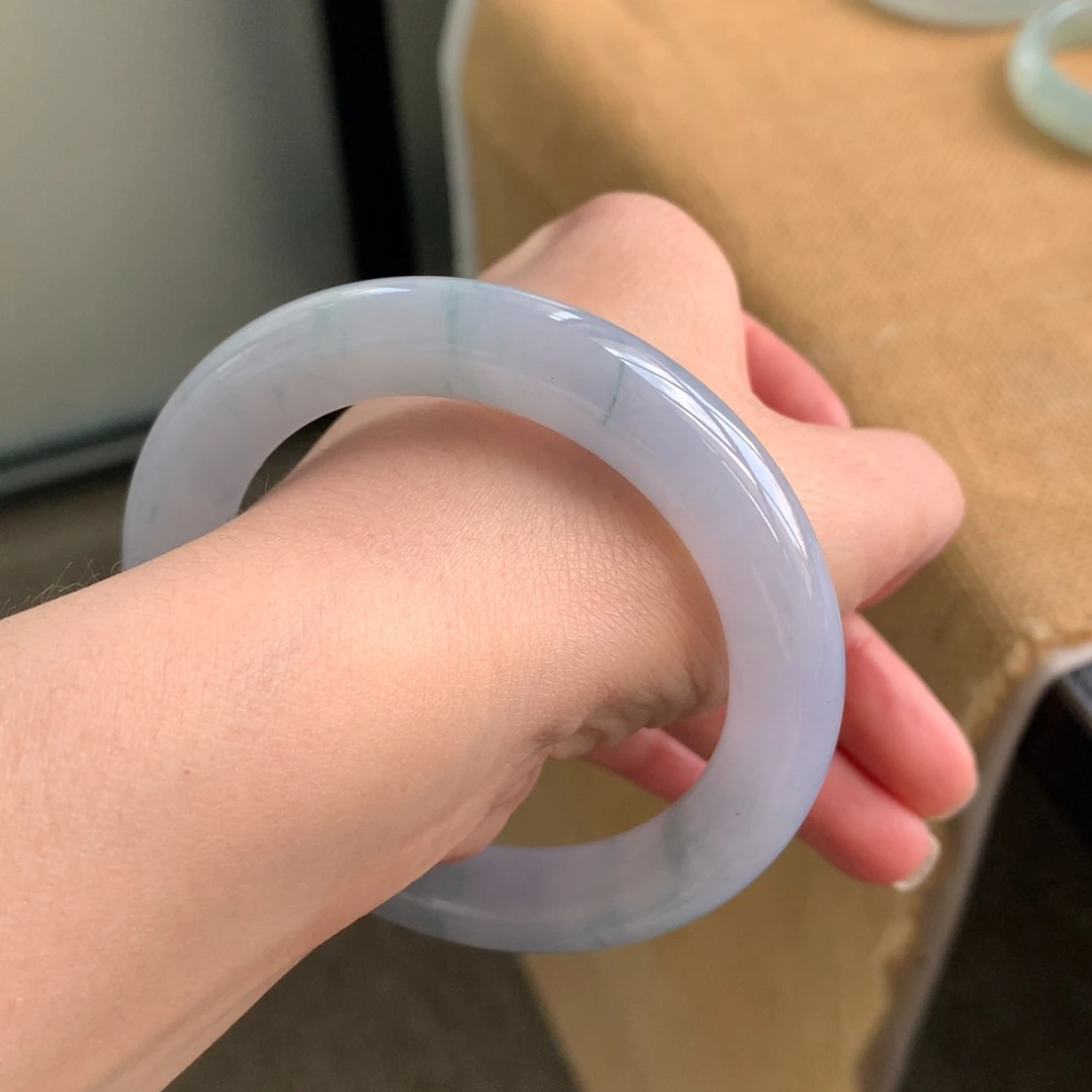 翡翠手镯（圆镯）未镶嵌
