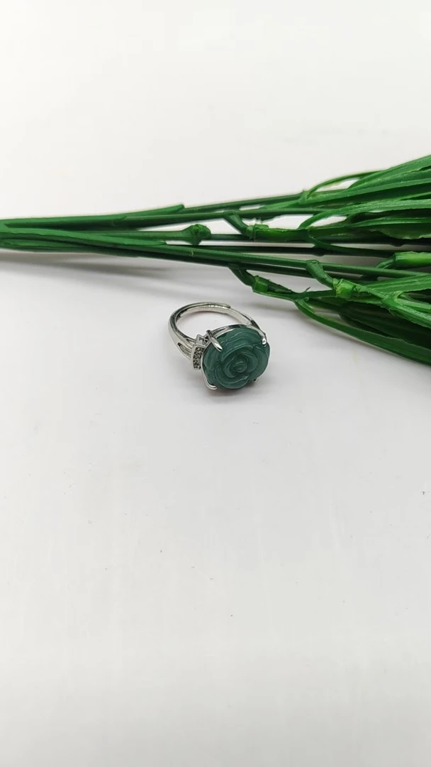 翡翠戒指-拍一发一