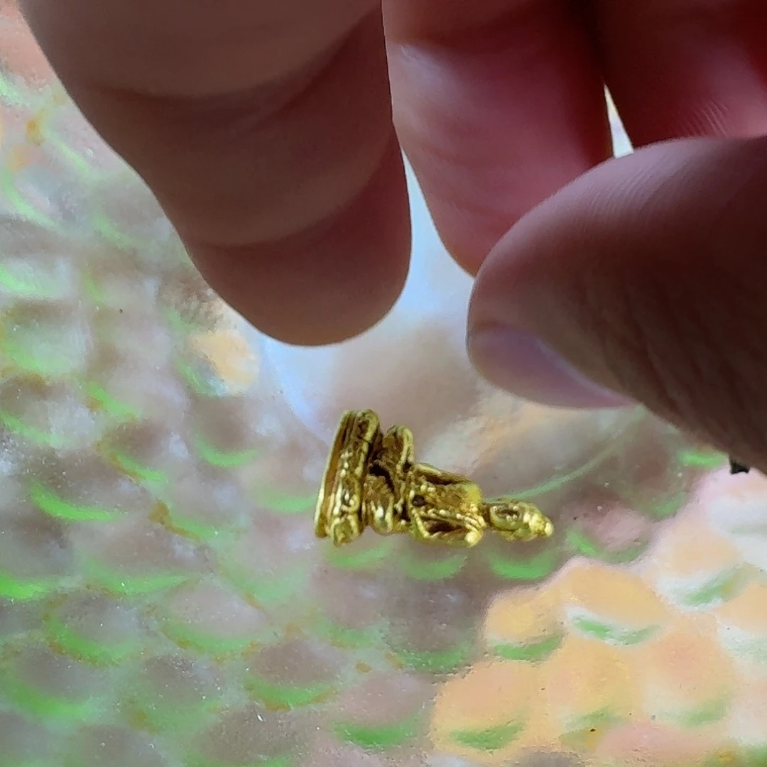 ****哥琉璃手工艺品饰品等商品的包装