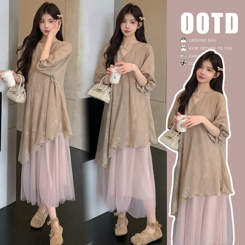 时髦孕妇装新款大码气质洋气拼接双层网纱国风春秋显瘦网红连衣裙