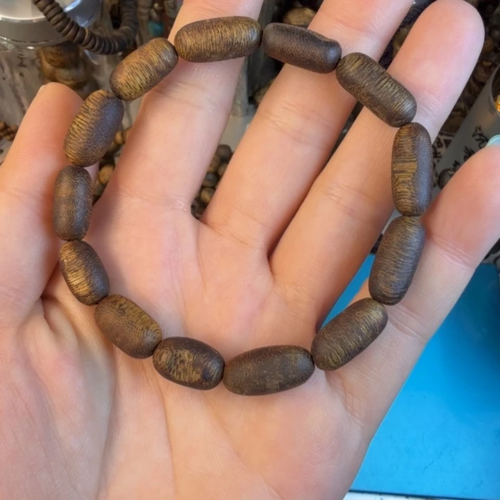 沉香碎屑沉香莺歌绿奇楠08留疤4.6克