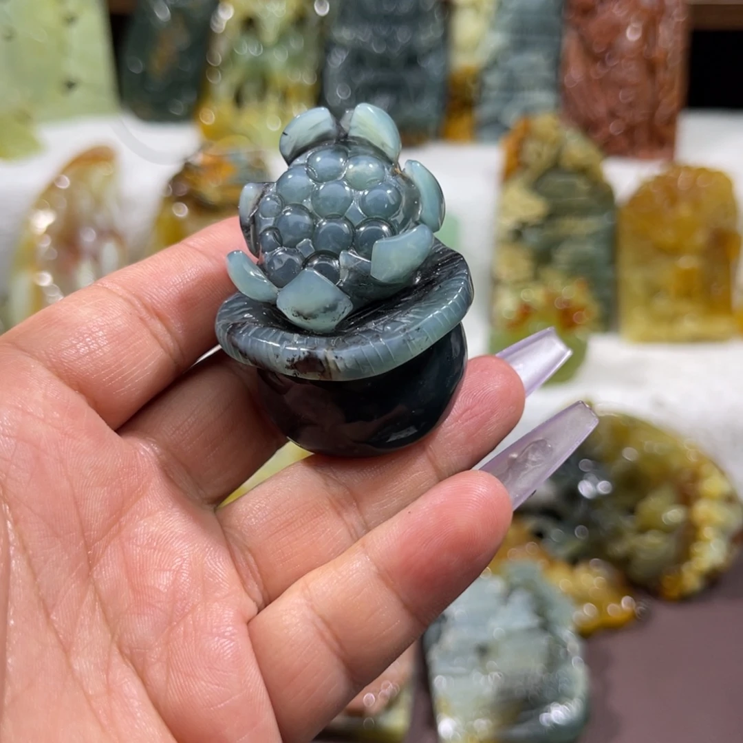 ****3蛇纹石玉未镶嵌颈饰