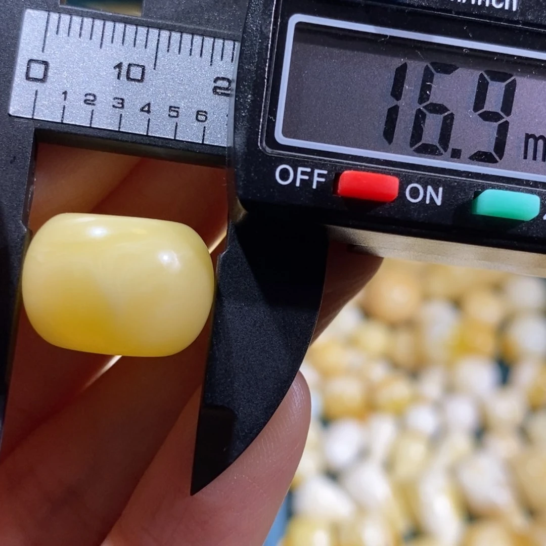 琥珀裸石未镶嵌蕾*吖配饰