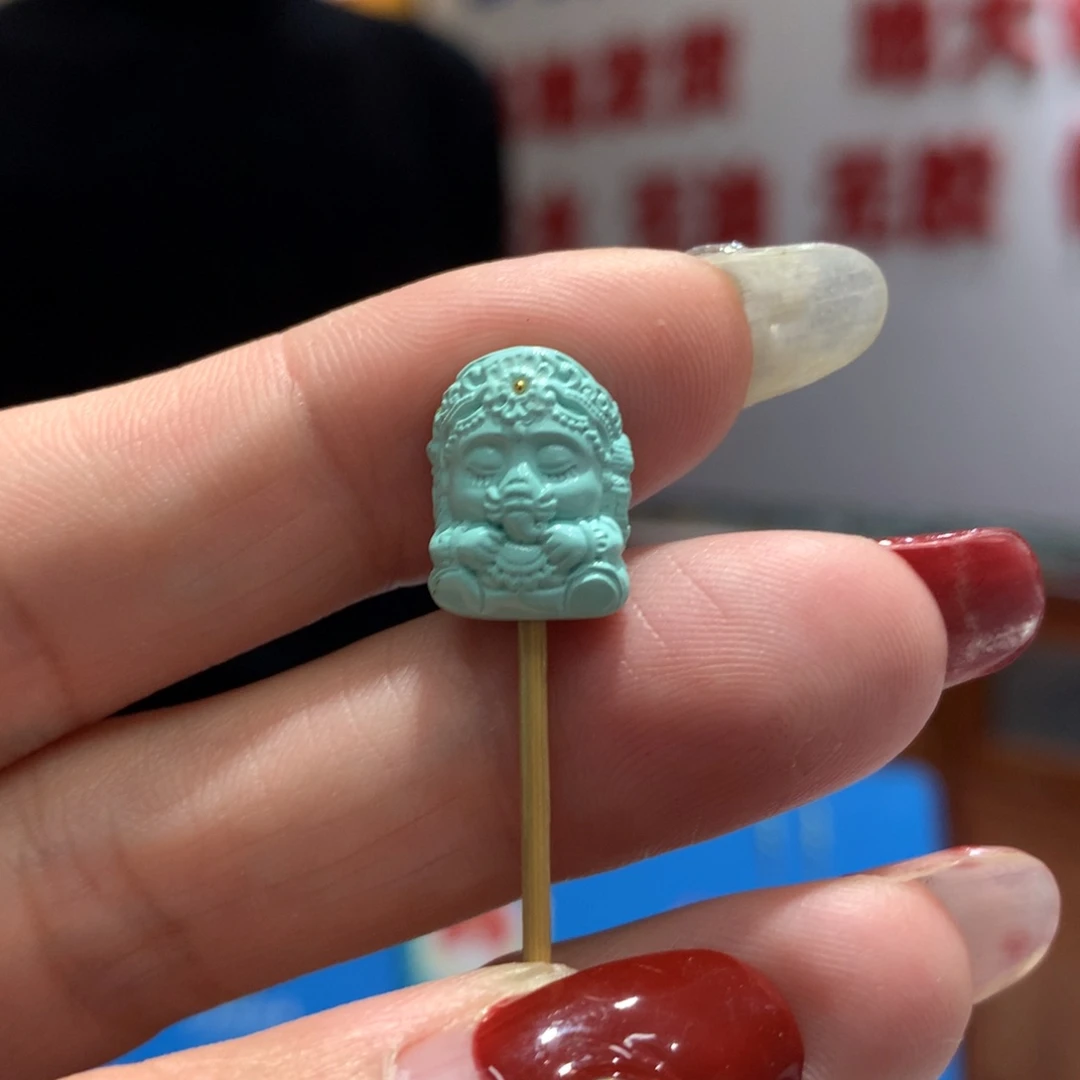 绿松石配饰未镶嵌