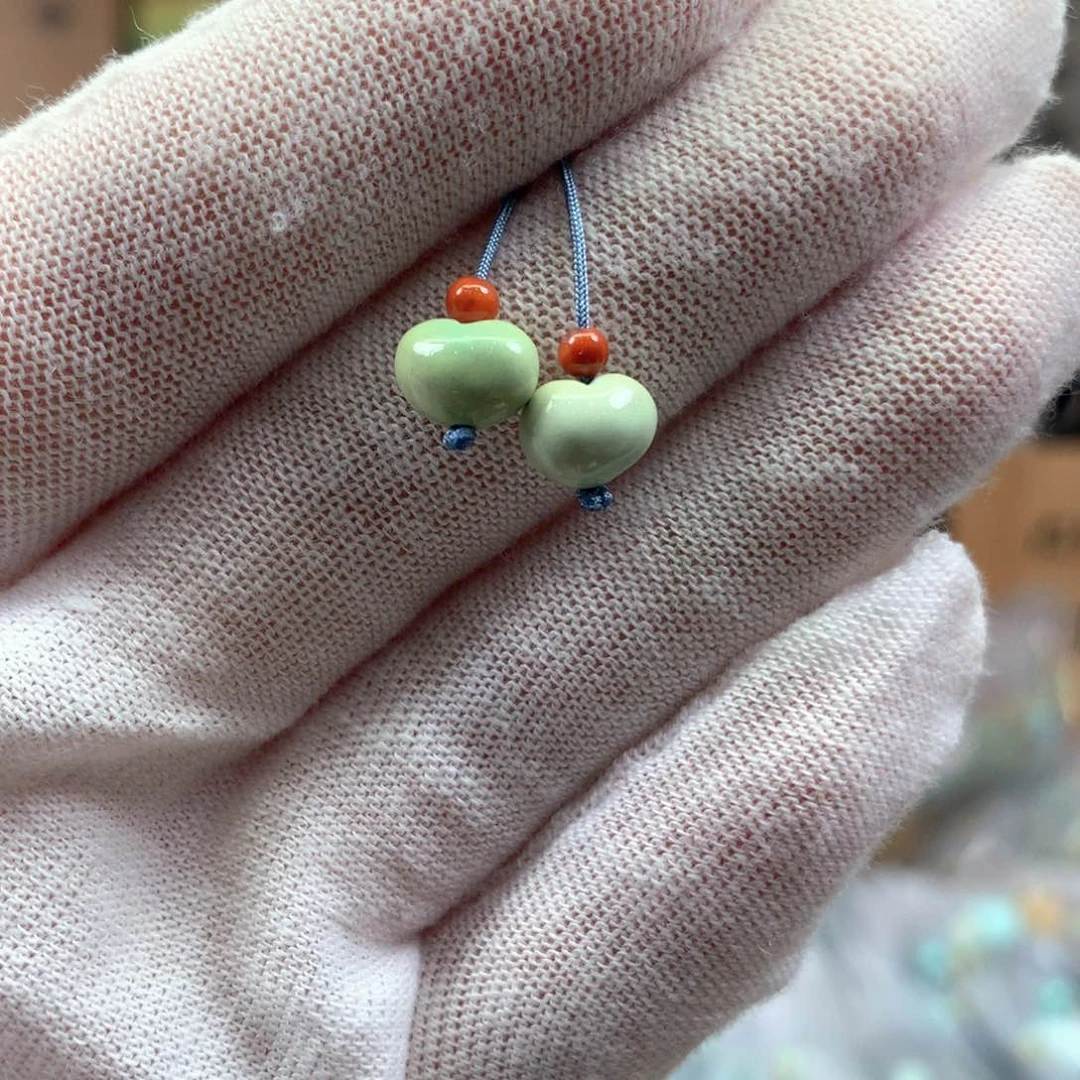 绿松石未镶嵌挂件