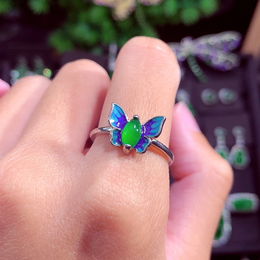 颈饰未镶嵌翡翠天然