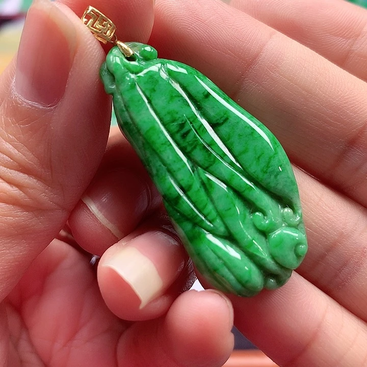 颈饰18K金镶嵌翡翠翡翠