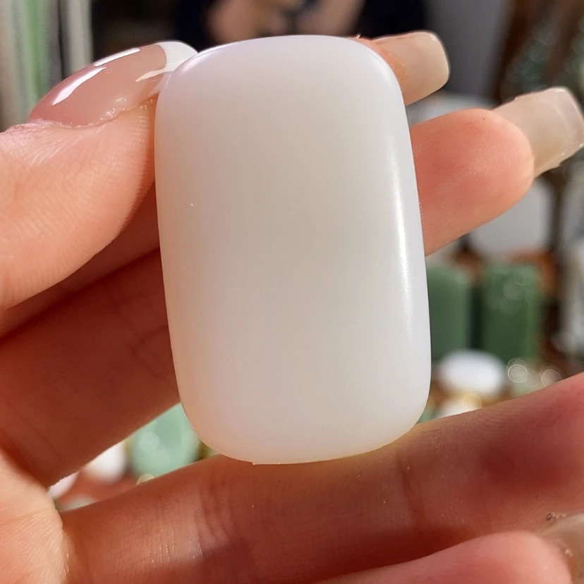 【闪购商品】吊坠(不含链)未镶嵌和田玉
