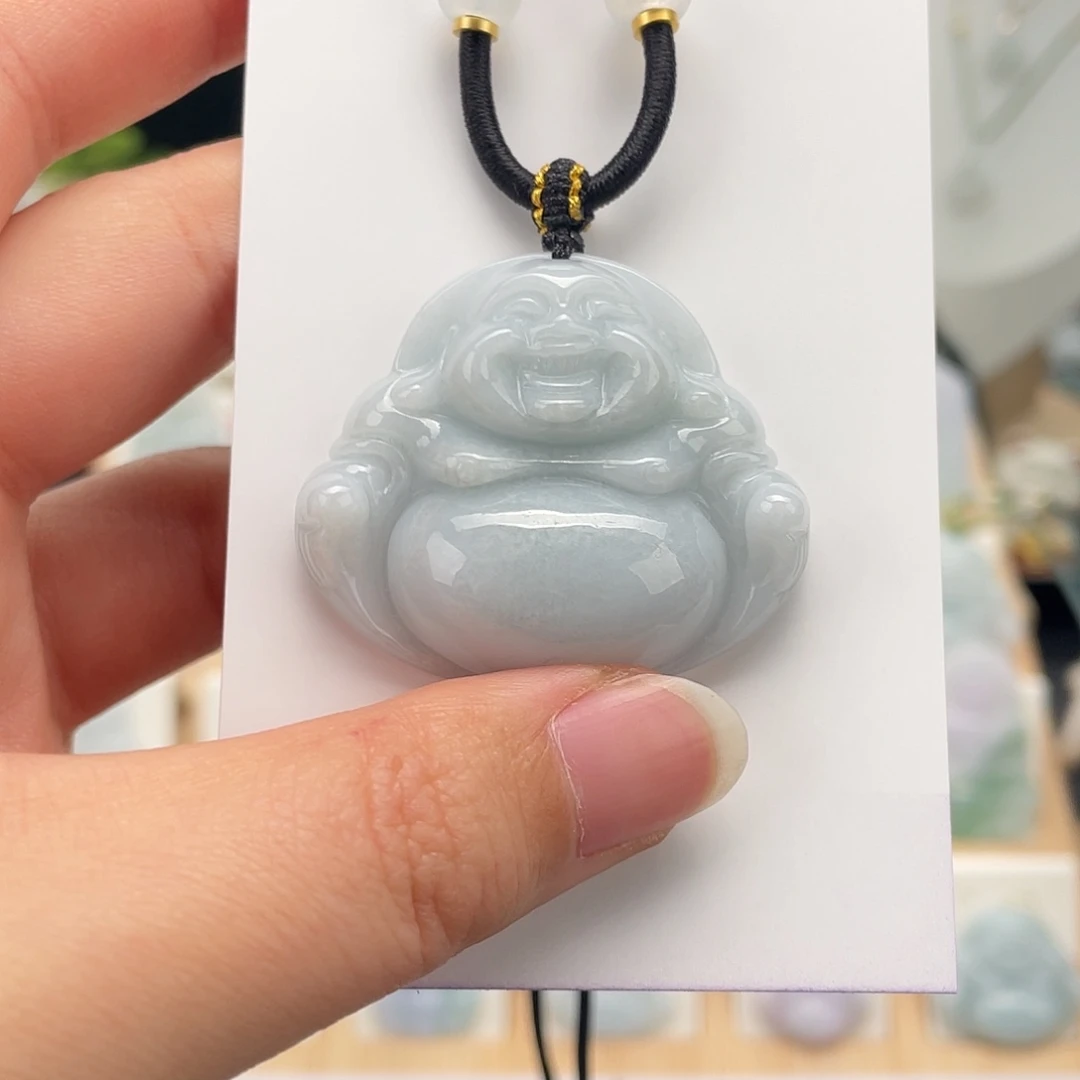 翡翠未镶嵌颈饰佛公