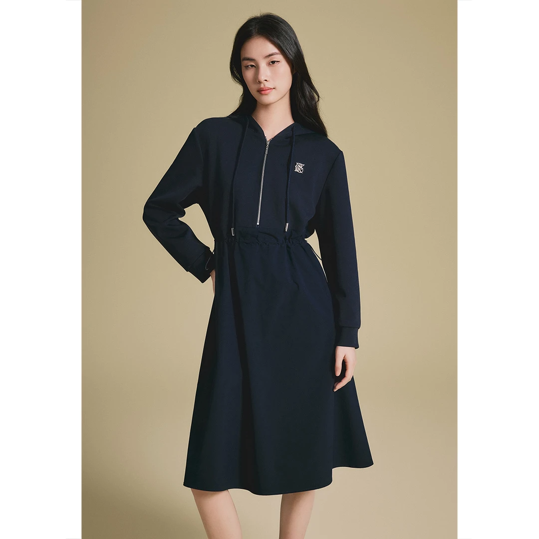 诗篇25年春款休闲系显瘦青春学院显瘦抽绳连衣裙6C65105083