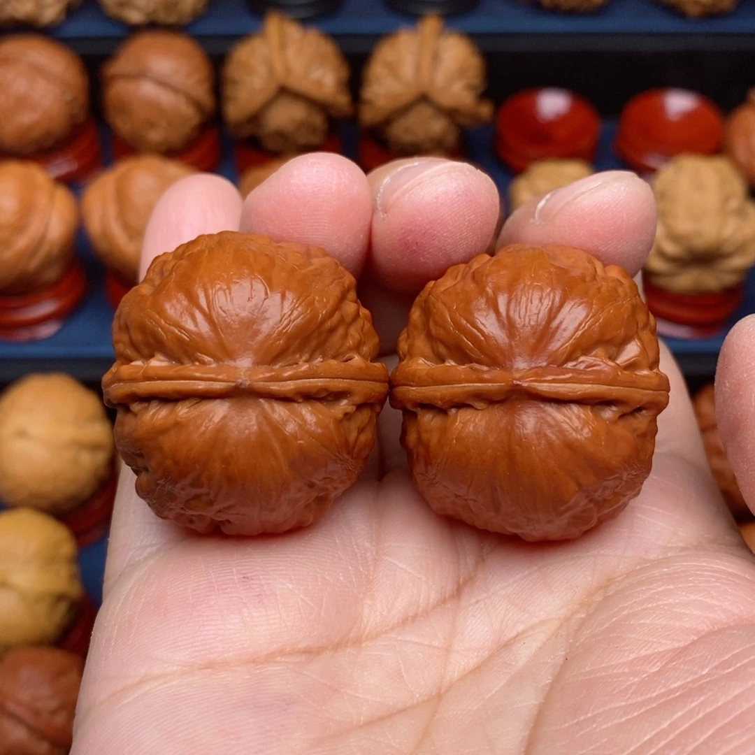 把件文玩核桃手捻野生精品鬼脸元宝