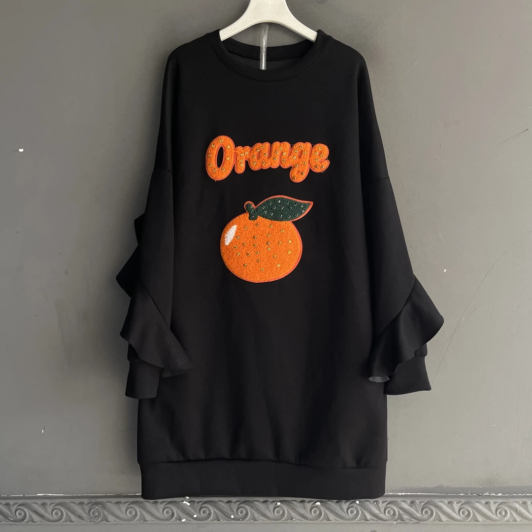 秋冬季大码女装胖妹妹洋气遮肉显瘦宽松时尚黑色镶钻心形上衣大衫