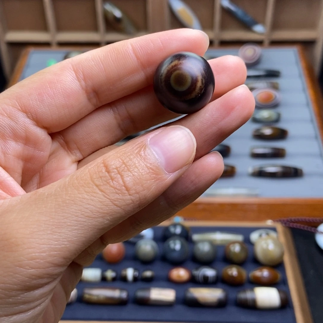 北****玛瑙/玉髓颈饰未镶嵌