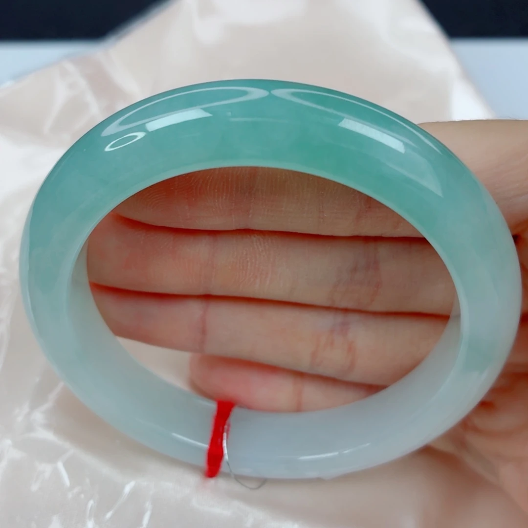 翡翠未镶嵌手镯58.3正圈，冰底胶润，绿白分明，验证，020