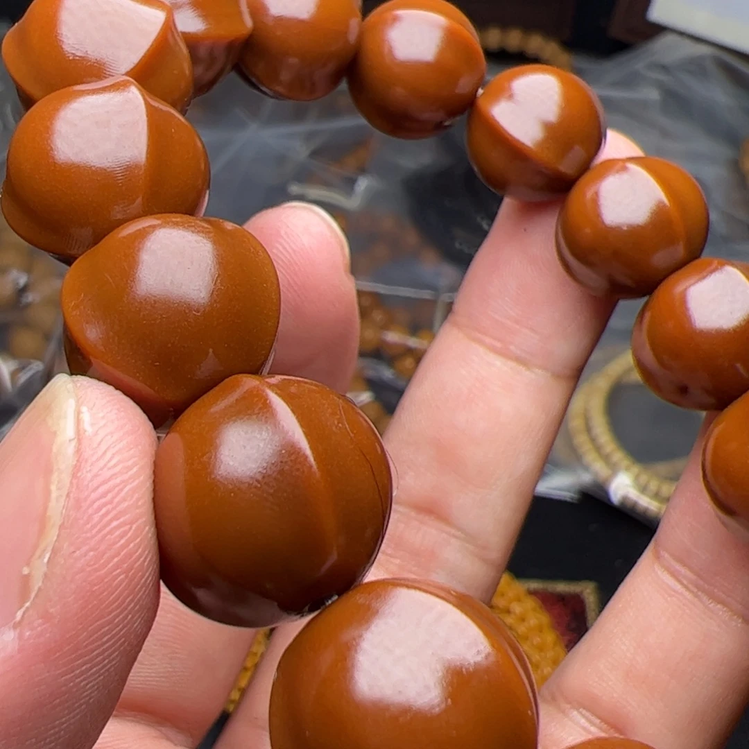 吊坠猴头核桃哦据咯