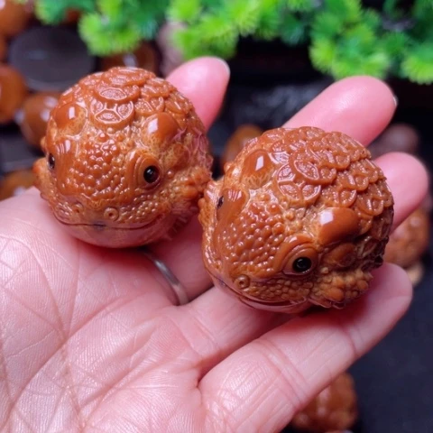 【闪购商品】手串/手链橄榄核37左右金币金蝉手球