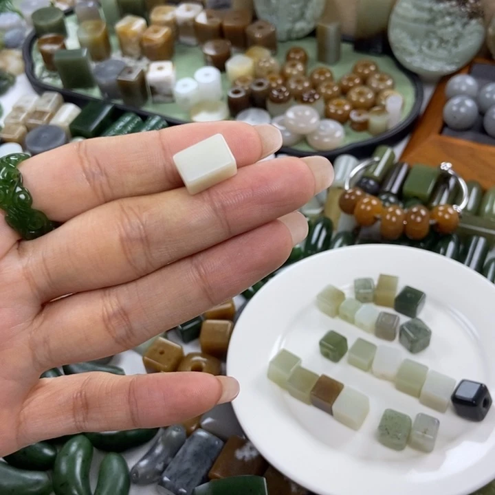未镶嵌和田玉珠宝半成品湾**心