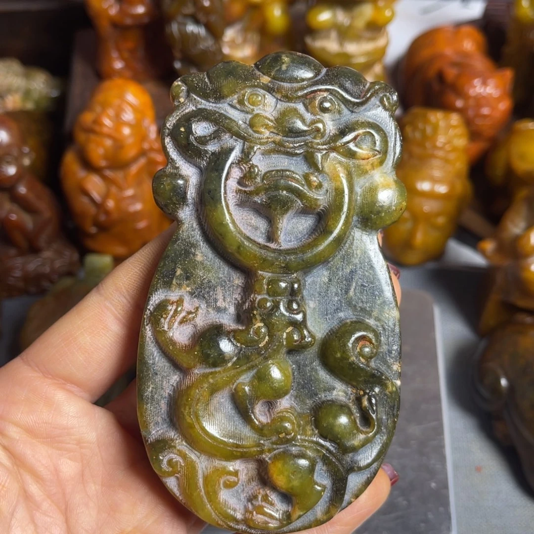 蛇纹石玉合金颈饰