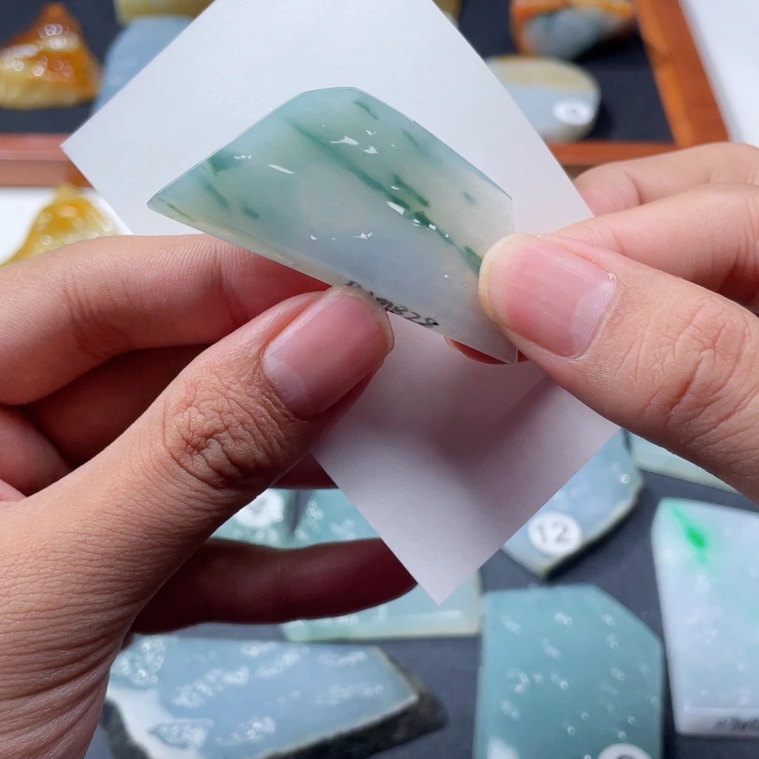 定制翡翠未镶嵌叶子料