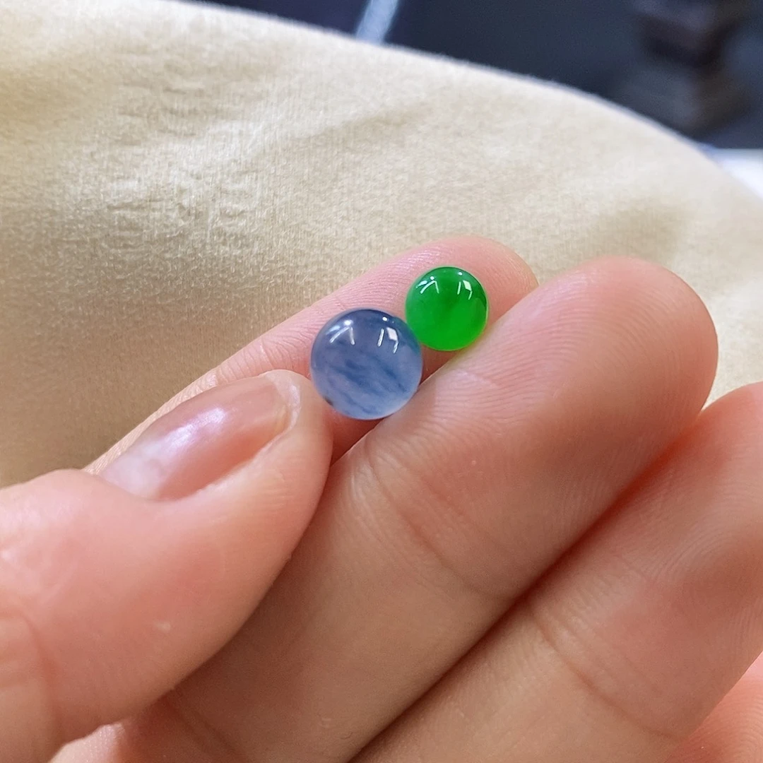 未镶嵌挂件翡翠一对珠珠