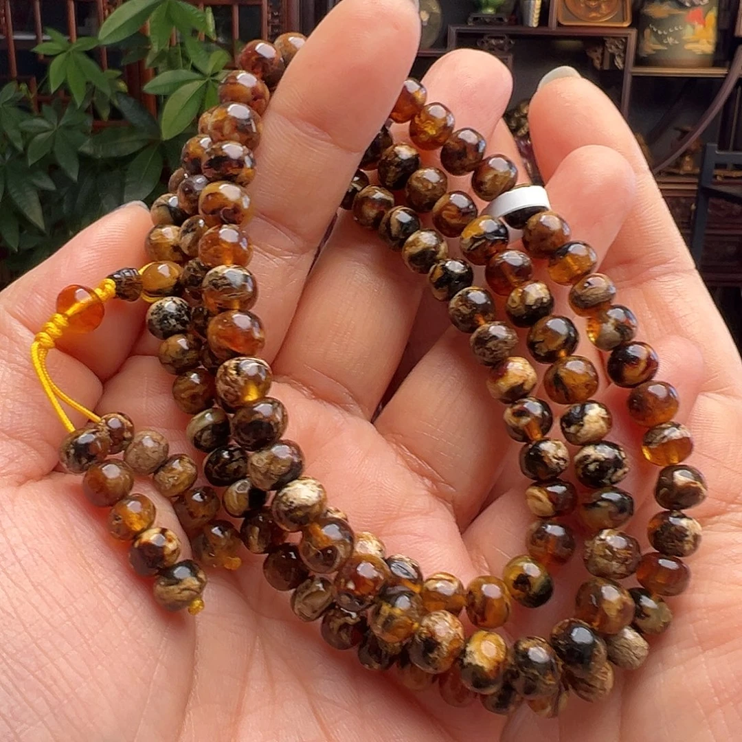 琥珀未镶嵌裸石抚顺琥珀20604七