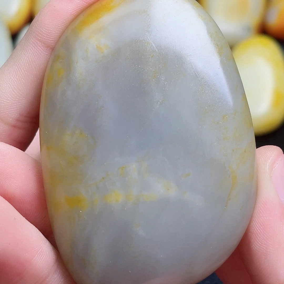 和田玉未镶嵌珠宝奇石