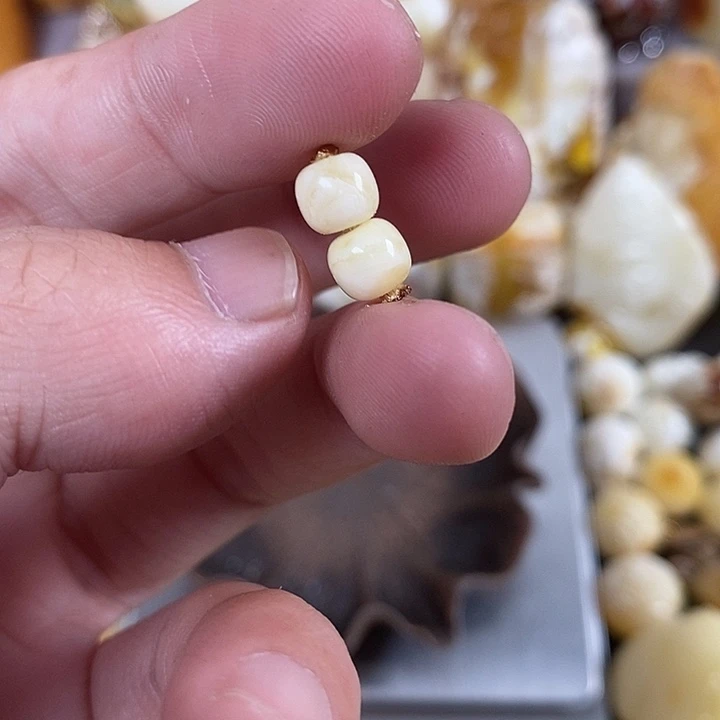 琥珀未镶嵌珠宝奇石我