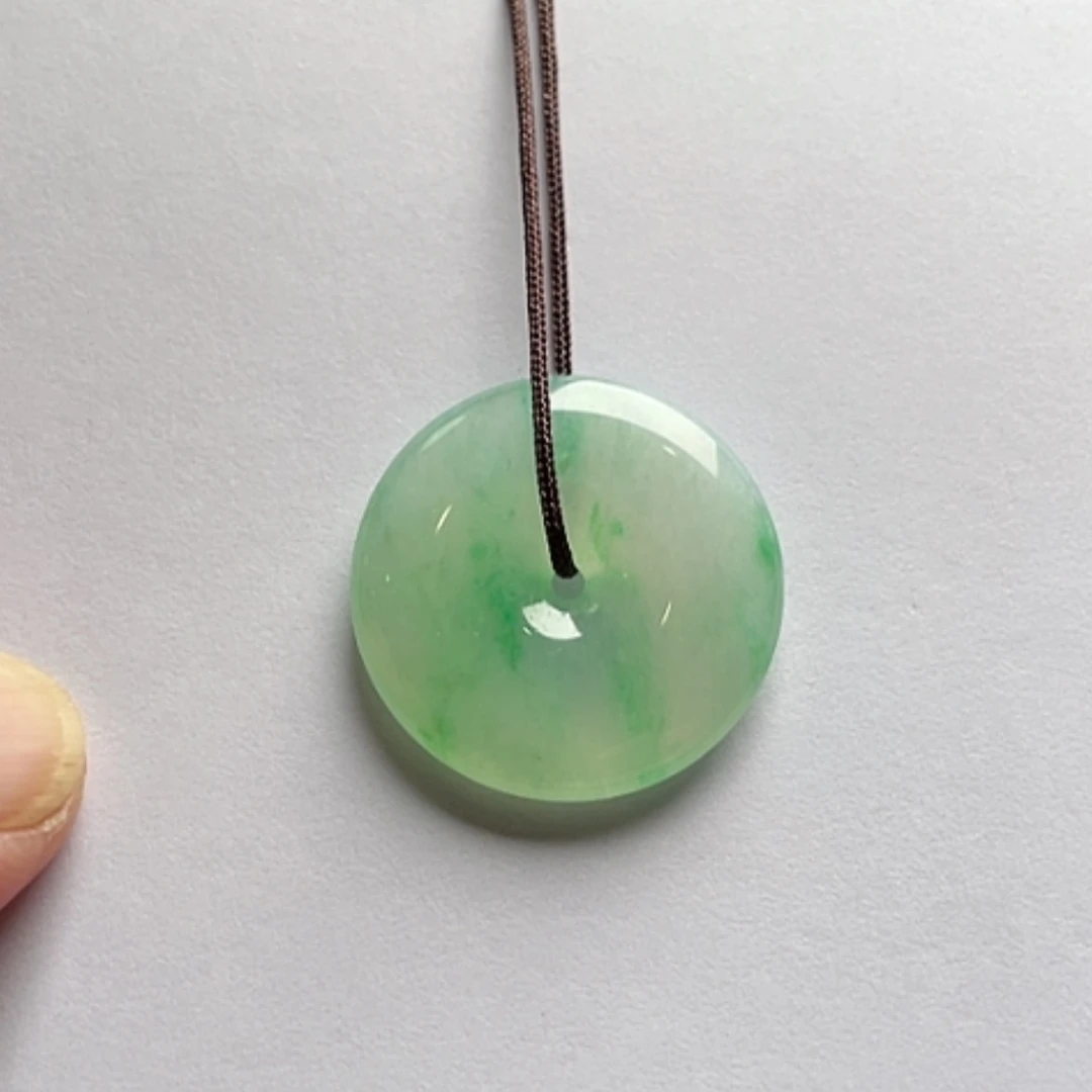 【闪购商品】吊坠(不含链)18K金镶嵌翡翠