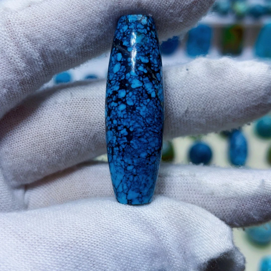 绿松石未镶嵌饰品