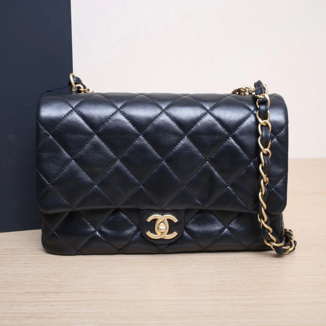 95新 Chanel/香奈儿 【黑黑】黑色 芯片开 金扣 276585 单肩包
