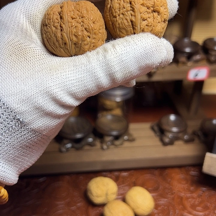 文玩核桃吊坠龙鳞