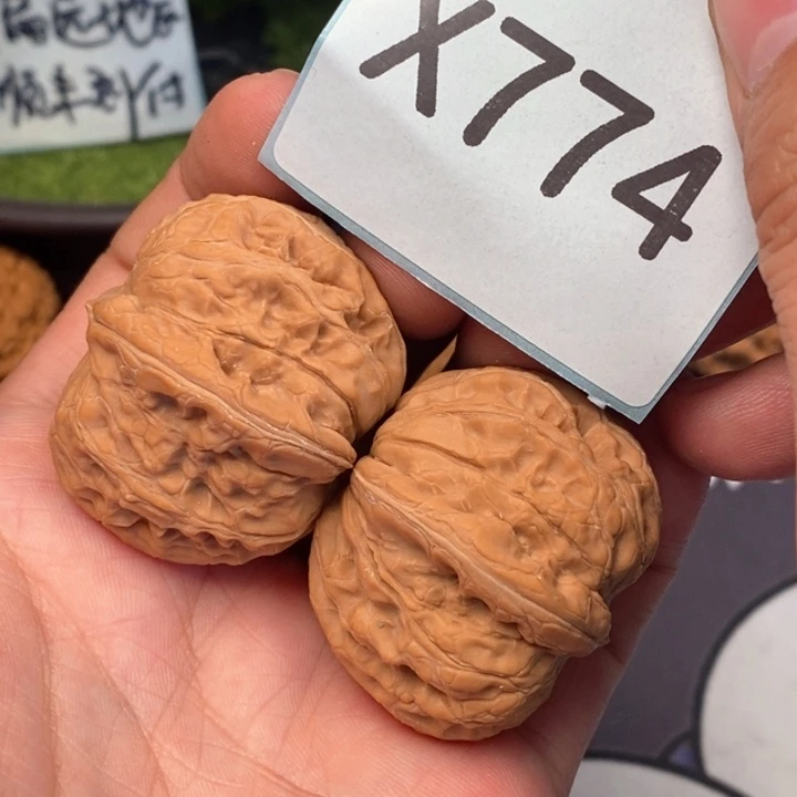 文玩核桃把件宝子774
