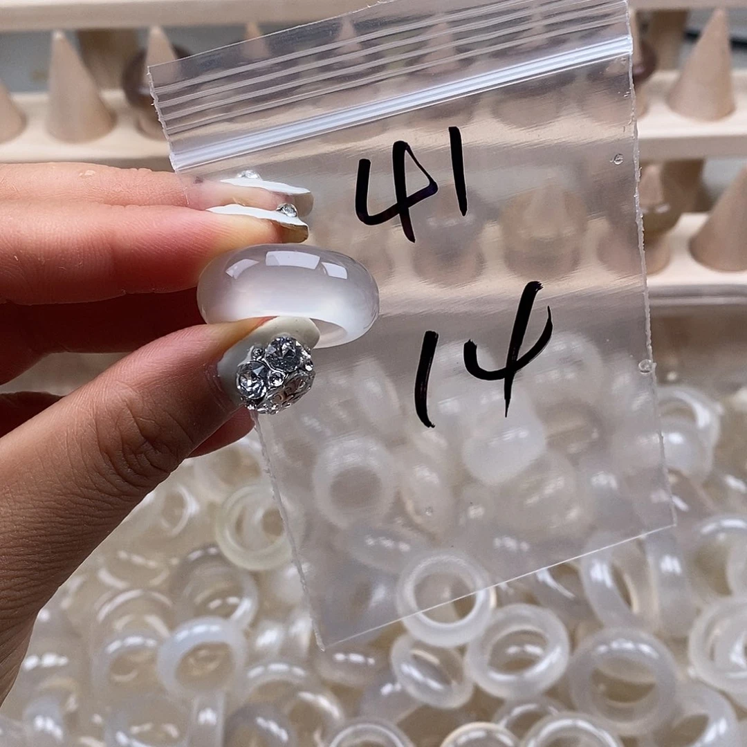 玛瑙/玉髓戒指未镶嵌