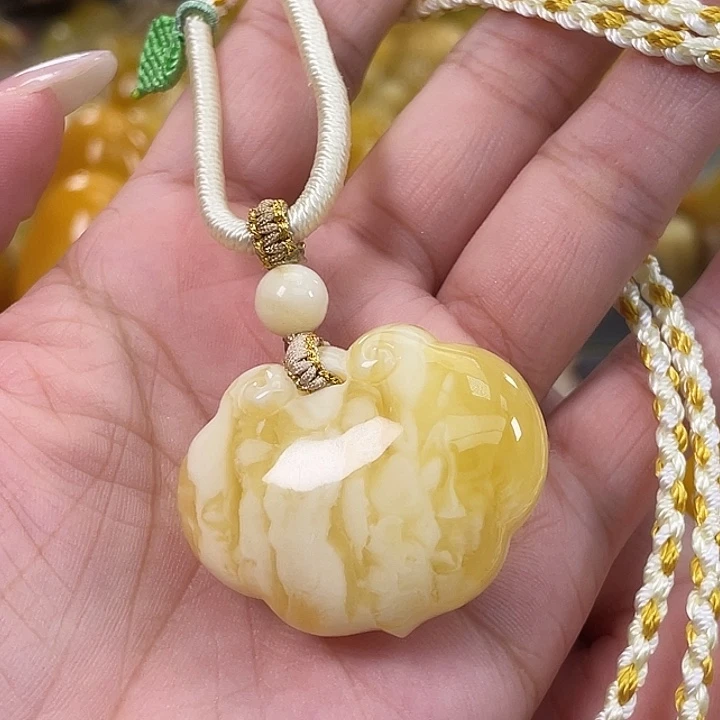 琥珀未镶嵌珠宝奇石琥珀h52
