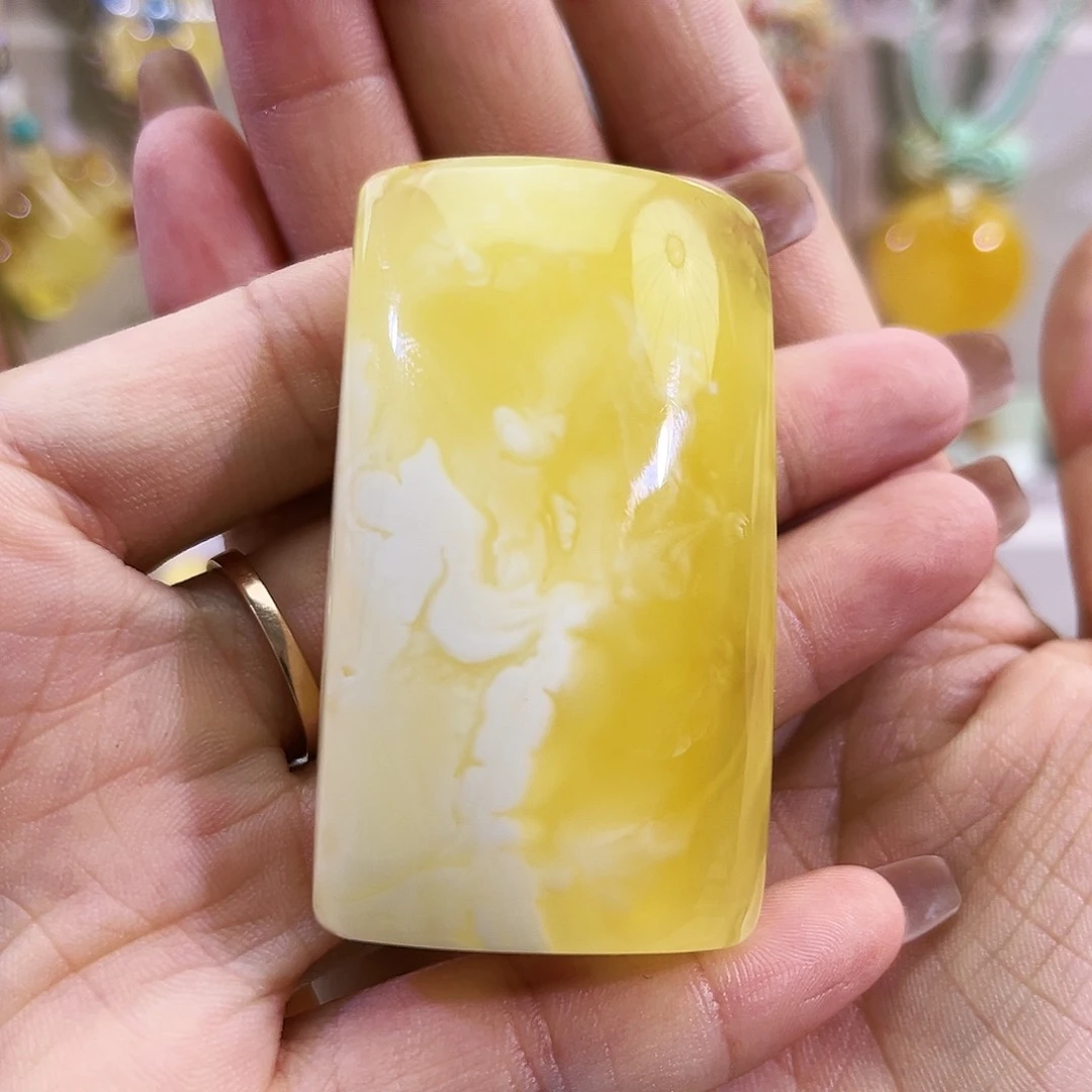 未镶嵌琥珀裸石无事牌