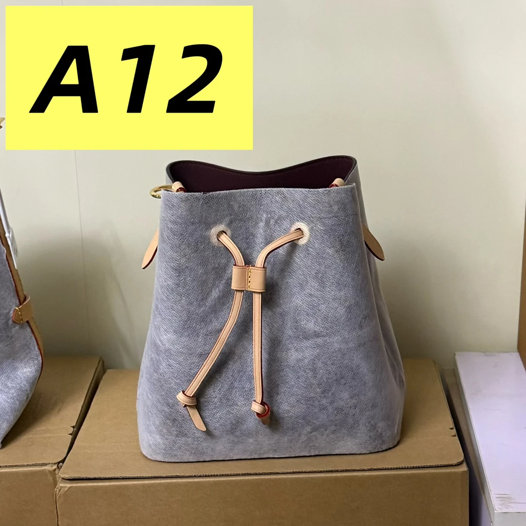 A12【有运费险】定制女包轻奢包包【芯片】