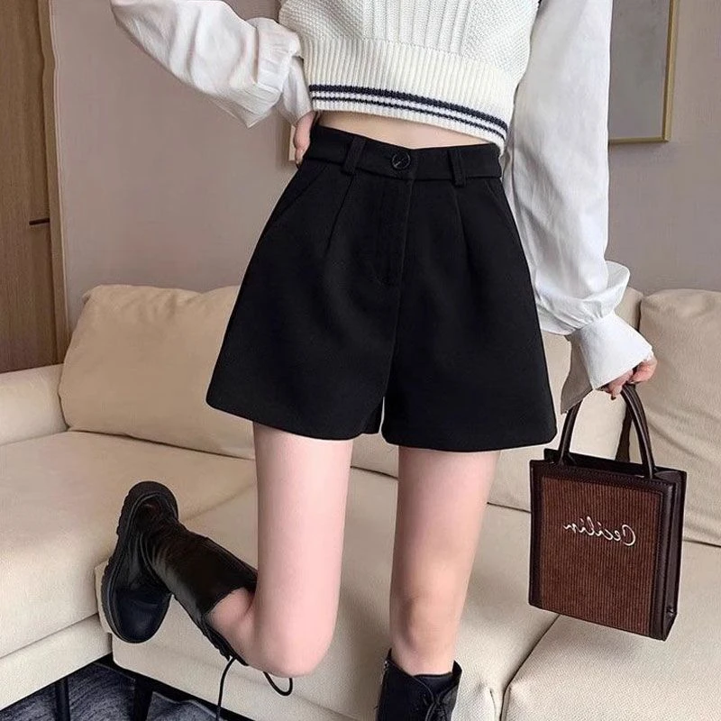 KALUOLAI/卡洛莱秋冬百搭短裤女装小个子显瘦阔腿裤高腰毛呢靴裤