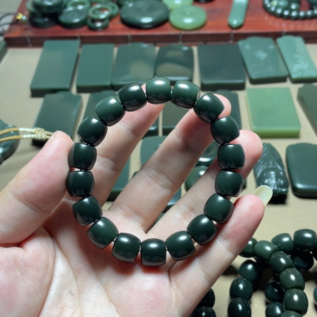 和田玉未镶嵌手链