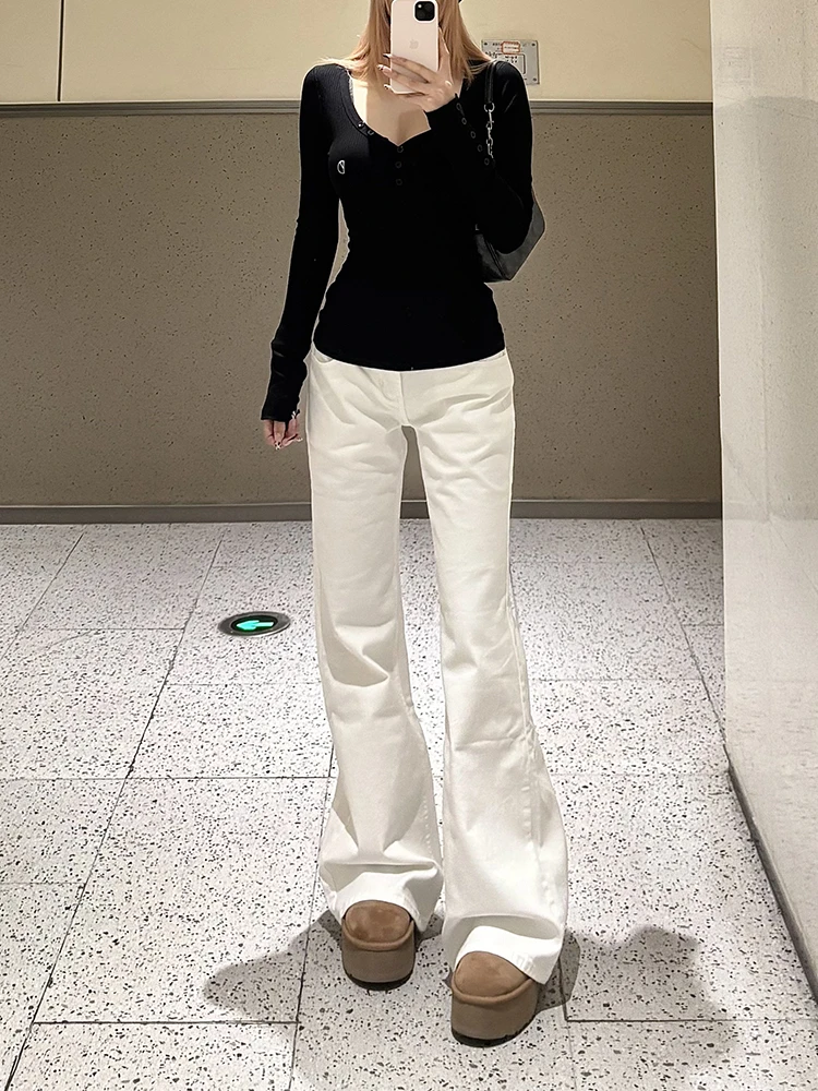 微胖mm白色高级感百搭微喇牛仔裤女春季新款宽松显瘦辣妹阔腿裤子