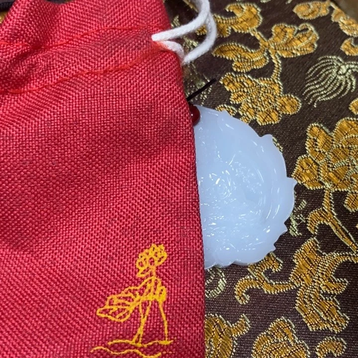 织绣哈哈哈哈我也