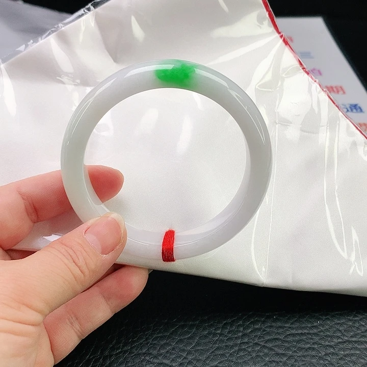 翡翠手镯未镶嵌翡翠245