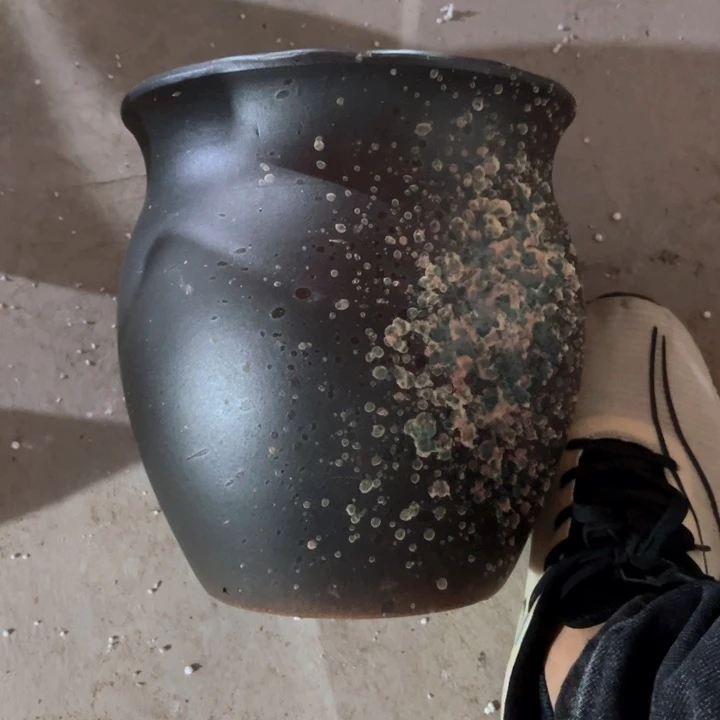 紫砂花盆口径22高度23一只小瑕疵
