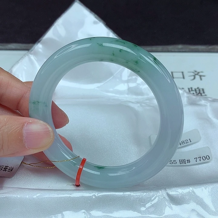 翡翠未镶嵌手镯55圈4821